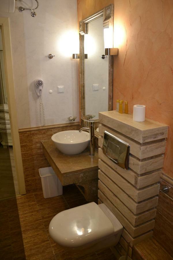 Golden Rainbow Apartament